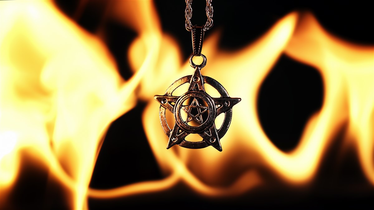 neuf cercles de l'Enfer de Dante
