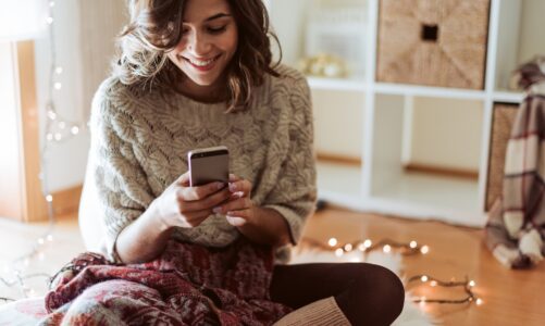 Comment un bonjour rigolo : texte peut transformer vos échanges en ligne