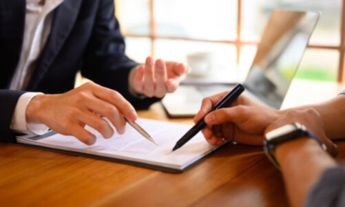 La tierce personne : l&rsquo;indemnisation « low-cost » de l&rsquo;aide humaine